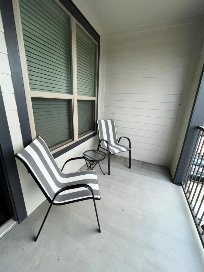 Comfy Abode Near Bush Airport Apartment Houston Bagian luar foto